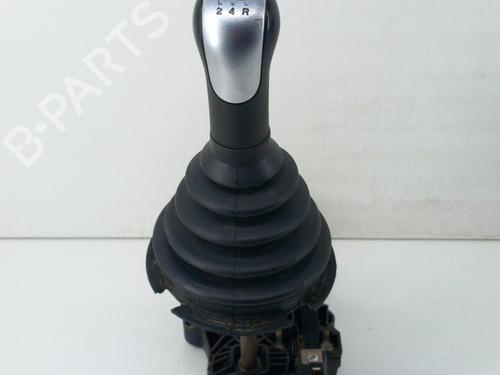 Used Gear lever FORD FIESTA V (JH_, JD_) 1.4 TDCi (68 hp) 28762096