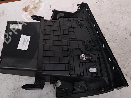 glove-box-renault-megane-iii-hatchback-bz01_-b3_-2008-28774996 main image