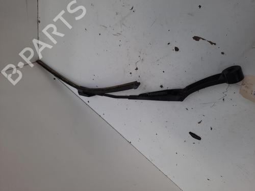 Used Front windshield wiper arm KIA CEE'D Hatchback (ED) 1.6 CRDi 90 (90 hp) 28784677