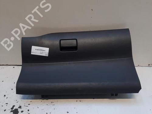Used Glove box TOYOTA AURIS (_E15_) 1.4 D-4D (NDE150_, NDE150R) (90 hp) 28770493