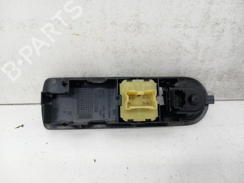 Used Left front window switch RENAULT CLIO IV (BH_) 1.5 dCi 75 (75 hp) 28783553