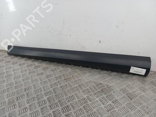 Used Door moulding trim Door moulding trim RENAULT MEGANE III Grandtour (KZ0/1) 1.5 dCi (KZ1M, KZ1W, KZ0R) (106 hp) 34358541 34358541