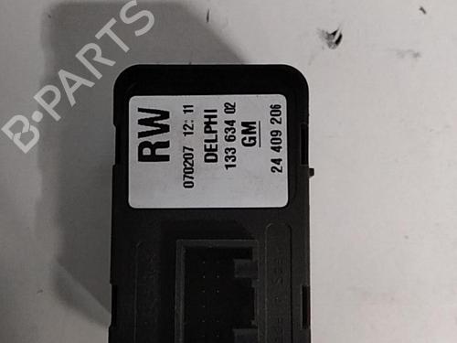 Used Left front window switch OPEL MERIVA A MPV (X03) 1.7 CDTI (E75) (100 hp) 28774856