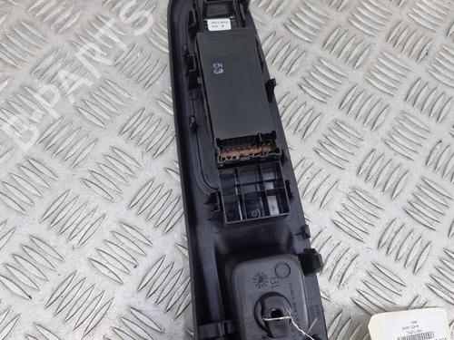Used Left front window switch Left front window switch 38450772 38450772
