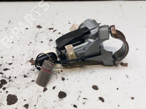 ignition-barrel-toyota-yaris-_p9_-2005-2006-2007-2008-2009-2010-2011-2012-2013-2014-28755970 main image