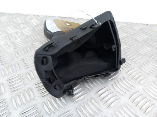 Used Shift knob Shift knob PEUGEOT 208 I (CA_, CC_) 1.2 VTI 82 (82 hp) 28949107 28949107