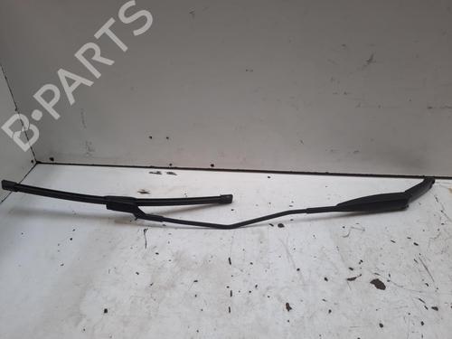 Used Front windshield wiper arm Front windshield wiper arm 36425199 36425199