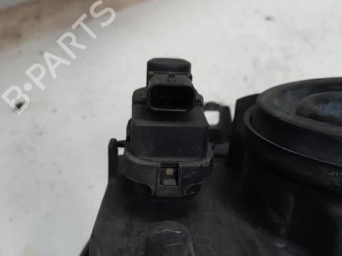 right-headlight-nissan-primastar-van-x83-2002-28787682 main image