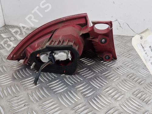 right-taillight-seat-leon-1p1-2005-2006-2007-2008-2009-2010-2011-2012-2013-38422697 main image