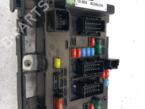 Used Fuse box PEUGEOT 206 Hatchback (2A/C) 2.0 HDI 90 (90 hp) 28743711