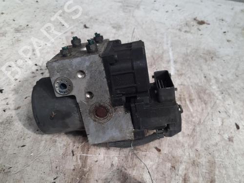 Used ABS pump ABS pump OPEL CORSA C (X01) 1.7 DI (F08, F68) (65 hp) 28760774 28760774