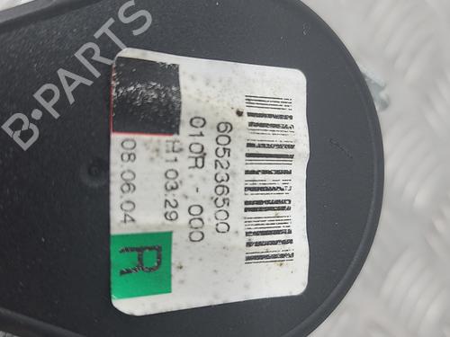 front-left-seatbelt-fiat-grande-punto-199_-2005-28756596 main image