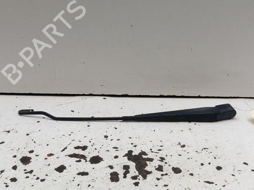 Used Front windshield wiper arm FORD MONDEO I (GBP) 1.8 TD (88 hp) 28793827