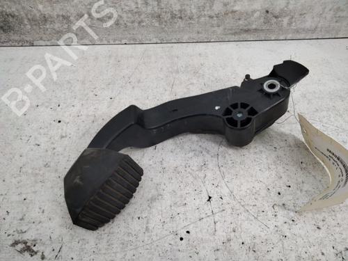 Used Clutch pedal PEUGEOT 208 I (CA_, CC_) 1.2 VTI 82 (82 hp) 28738023