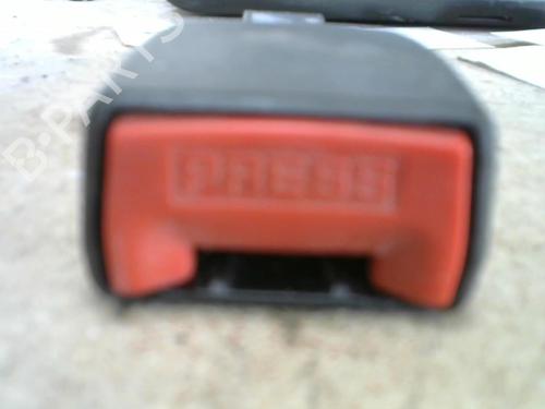 Used Seat buckle RENAULT CLIO III (BR0/1, CR0/1) 1.5 dCi (BR17, CR17) (86 hp) 28755237