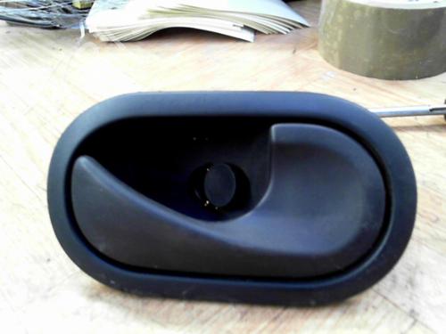 Used Rear right interior door handle RENAULT SCÉNIC II (JM0/1_) 1.5 dCi (JM0F) (82 hp) 28777233