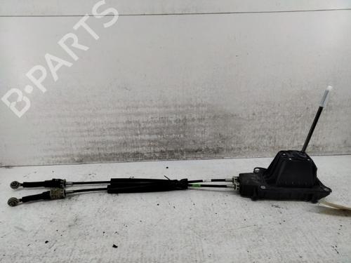 Used Gear lever DACIA SANDERO II 1.0 SCe 75 (B8JC, B8JD, B8NC) (73 hp) 28734163
