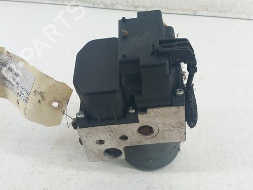 Used ABS pump VOLVO V40 Estate (645) 1.9 DI (115 hp) 28773395