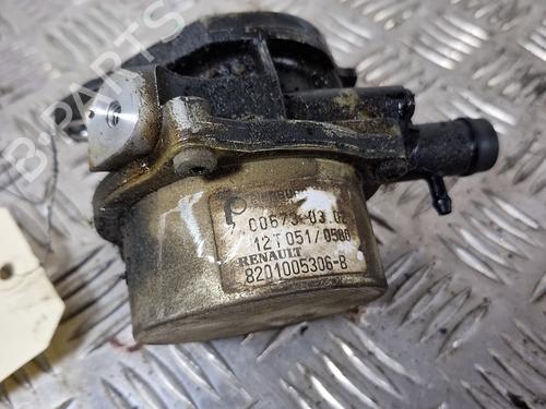 Used Vacuum pump RENAULT KANGOO / GRAND KANGOO II (KW0/1_) 1.5 dCi 90 (KW05, KW08, KW0G, KW11) (90 hp) 28744348