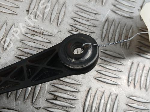 Used Front windshield wiper arm Front windshield wiper arm FIAT PUNTO (176_) 60 1.2 (176AP, 176AR, 176AQ, 176BB) (60 hp) 39986728 39986728