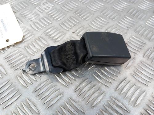 Used Seat buckle VW TOURAN (1T1, 1T2) 1.9 TDI (105 hp) 30506521