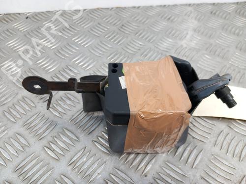 Front left belt tensioner RENAULT CLIO II (BB_, CB_) 1.5 dCi (B/C2J) | BP29843947C87