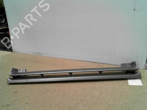 Used Grille RENAULT 21 (B48_) 2.1 D (B48V/B48O) (72 hp) 28776980