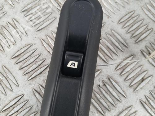 Used Right front window switch Right front window switch PEUGEOT 406 Coupe (8C) 2.2 HDI (133 hp) 39152510 39152510