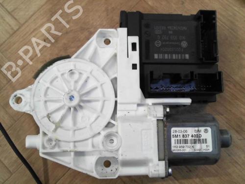 Portierruitmotor rechtsvoor VW GOLF PLUS V (5M1, 521) 1.9 TDI (105 hp) 28766111