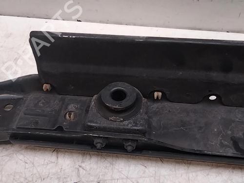crossmember-hyundai-trajet-fo-1999-2000-2001-2002-2003-2004-2005-2006-2007-2008-28771086 main image