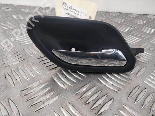 Højre bagtil invendig håndtag BMW 5 (E39) 525 d (163 hp) 28744593
