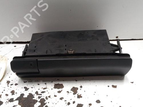 Used Glove box Glove box MERCEDES-BENZ C-CLASS (W202) C 220 CDI (202.133) (125 hp) 28751613 28751613