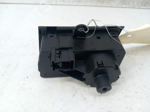 Used Headlight switch Headlight switch MERCEDES-BENZ E-CLASS (W211) E 320 CDI (211.026) (204 hp) 28743940 28743940