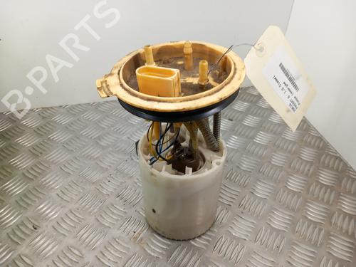 Used Fuel pump Fuel pump VW PASSAT B7 (362) 1.6 TDI (105 hp) 28737336 28737336