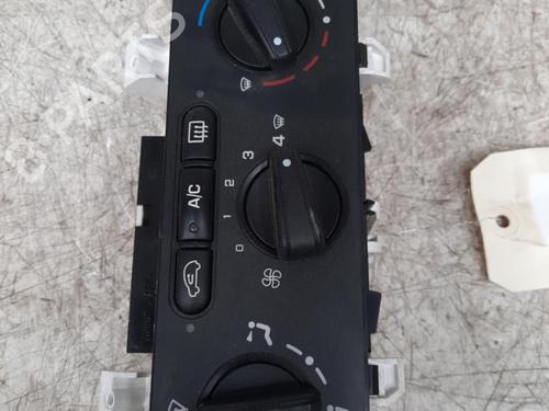Commande Chauffage PEUGEOT 1007 (KM_) 1.4 HDi (68 hp) 28775083