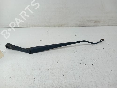 Used Front windshield wiper arm NISSAN NV200 Van 1.5 dCi 85 (M20, M20N, M20M) (86 hp) 28745332
