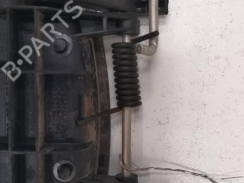 Used Rear right exterior door handle RENAULT LAGUNA I (B56_, 556_) 2.0 (109 hp) 28773493