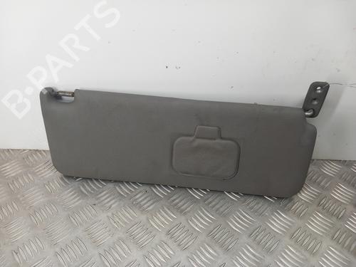 Used Right sun visor MITSUBISHI PAJERO II (V3_W, V2_W, V4_W, V5_W) 2.8 TD (V46W, V26W) (125 hp) 28742495