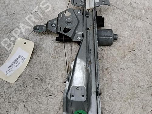 Used Right rear window motor Right rear window motor PEUGEOT 308 I (4A_, 4C_) 2.0 HDi (136 hp) 28763032 28763032