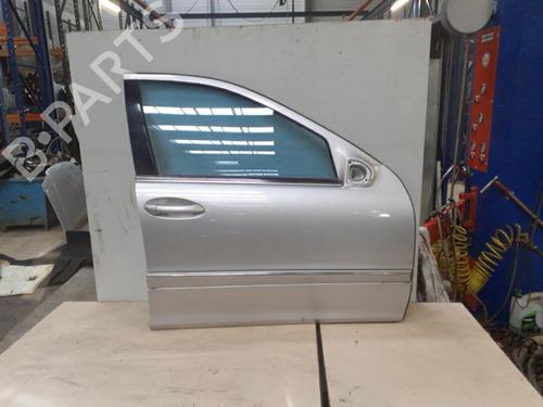 Used Right front door MERCEDES-BENZ C-CLASS (W203) C 270 CDI (203.016) (170 hp) 28754287