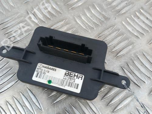 Used Heater resistor PEUGEOT 5008 (0U_, 0E_) 1.6 BlueHDi 120 (120 hp) 28744282