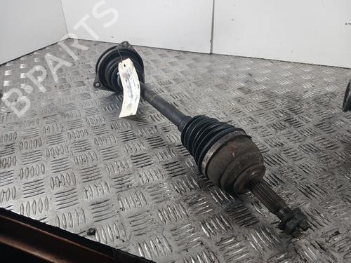 Transmissão frente esquerda RENAULT TWINGO I (C06_) 1.2 (C066, C068) (58 hp) 30644656