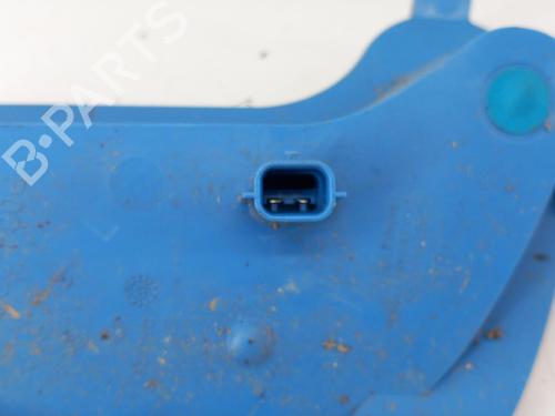 right-daytime-light-renault-zoe-bfm_-2012-28772864 main image