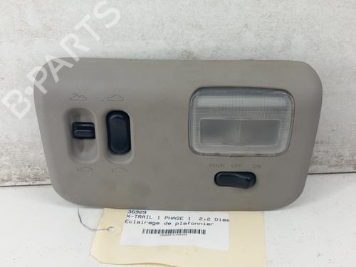 Used Interior roof light NISSAN X-TRAIL I (T30) 2.2 Di 4x4 (114 hp) 28773188