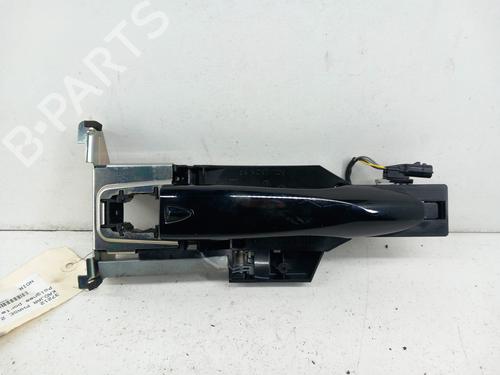 Used Front left exterior door handle RENAULT KADJAR (HA_, HL_) 1.3 TCe 140 (HLNB, HLN1) (140 hp) 28780675