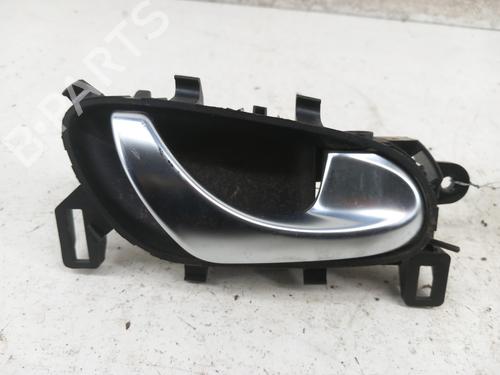 Used Rear right interior door handle RENAULT KADJAR (HA_, HL_) 1.3 TCe 140 (HLNB, HLN1) (140 hp) 28743196