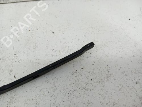Used Front windshield wiper arm Front windshield wiper arm RENAULT CLIO IV Grandtour (KH_) 1.2 16V (73 hp) 28768474 28768474