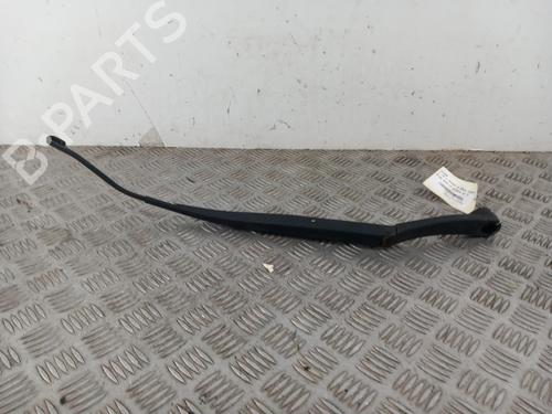 front-windshield-wiper-arm-hyundai-i10-i-pa-2007-2008-2009-2010-2011-2012-2013-2014-2015-2016-2017-2018-38475565 main image