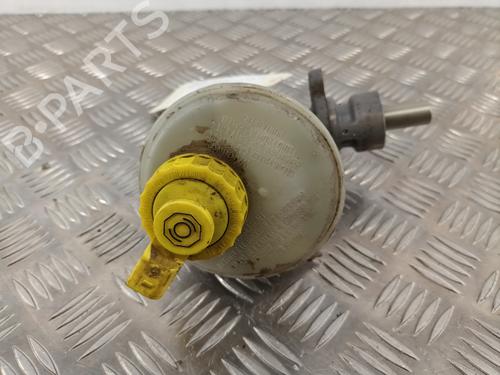 Used Brake master cylinder VW GOLF IV Cabriolet (1E7) 1.6 (100 hp) 28737538