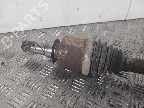 Used Left front driveshaft Left front driveshaft RENAULT MEGANE IV Grandtour (K9A/M/N_) 1.5 Blue dCi 115 (K9A6) (116 hp) 33738900 33738900